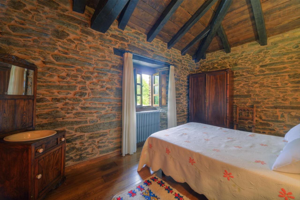 Casa Bouza Guest House Becerrea Ngoại thất bức ảnh