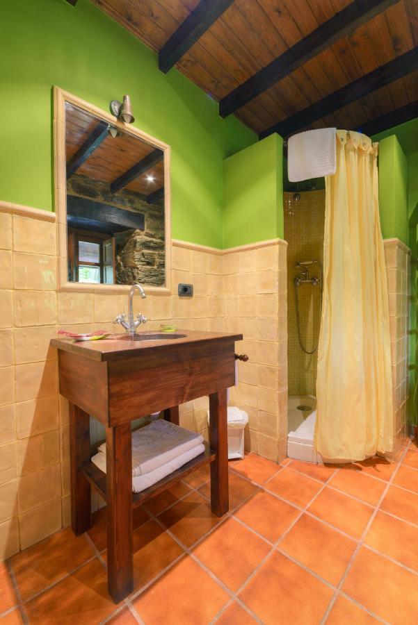 Casa Bouza Guest House Becerrea Ngoại thất bức ảnh
